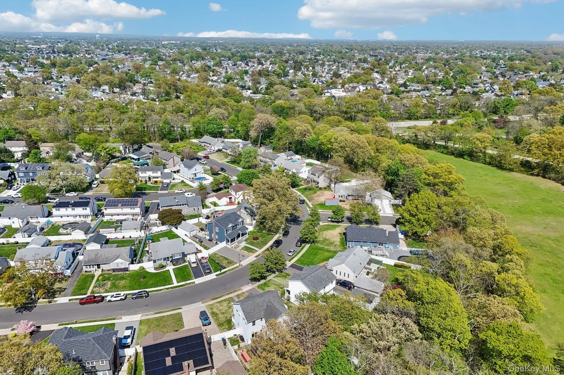Photo of 958 Alan Drive