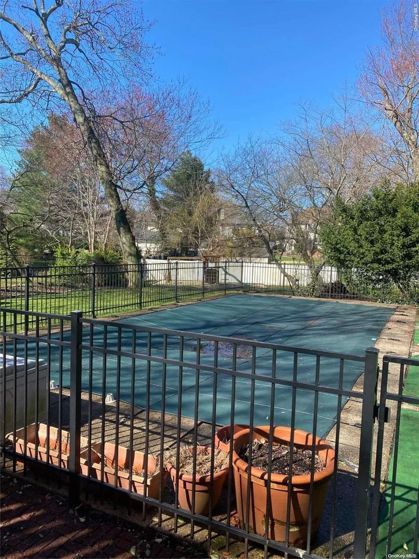 Photo of 1840 Stevens Avenue