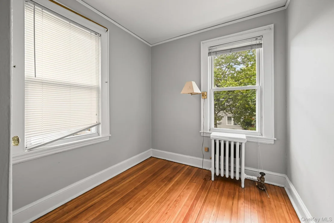 Photo of 30 Temple Street
