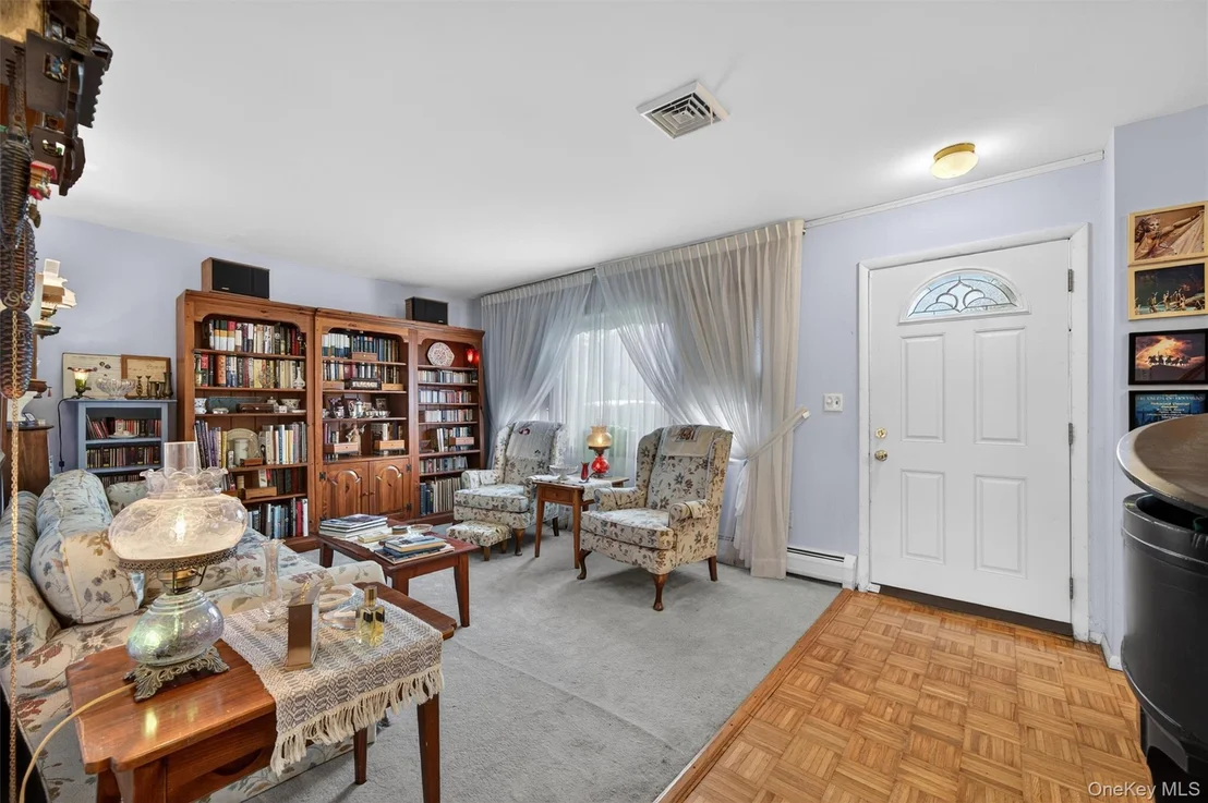 Photo of 20 Oneil Circle