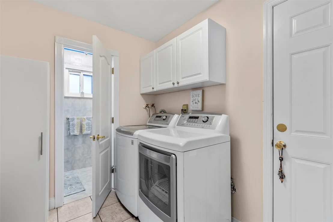 Photo of 8 Wichard Boulevard