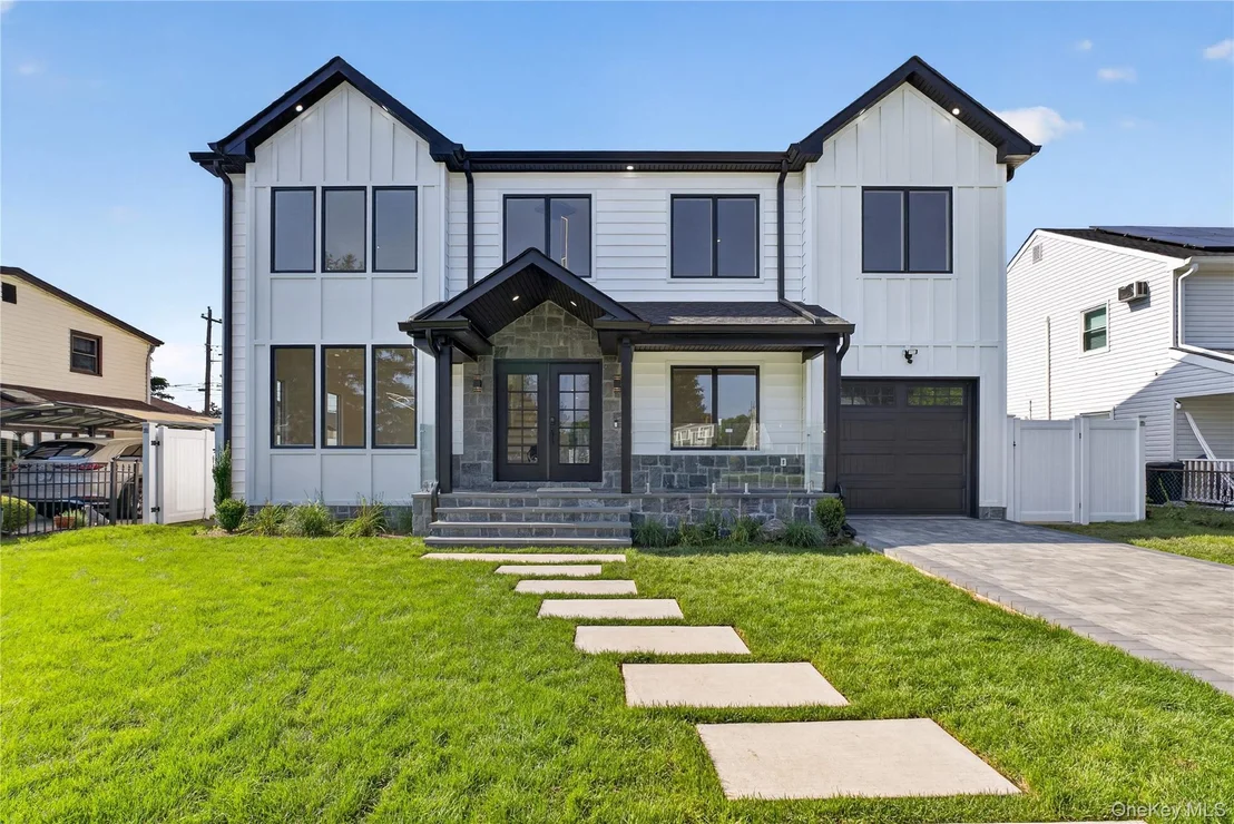 Photo of 44 Meadow Lane