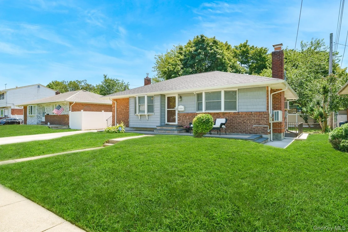 Photo of 3900 Miller Place