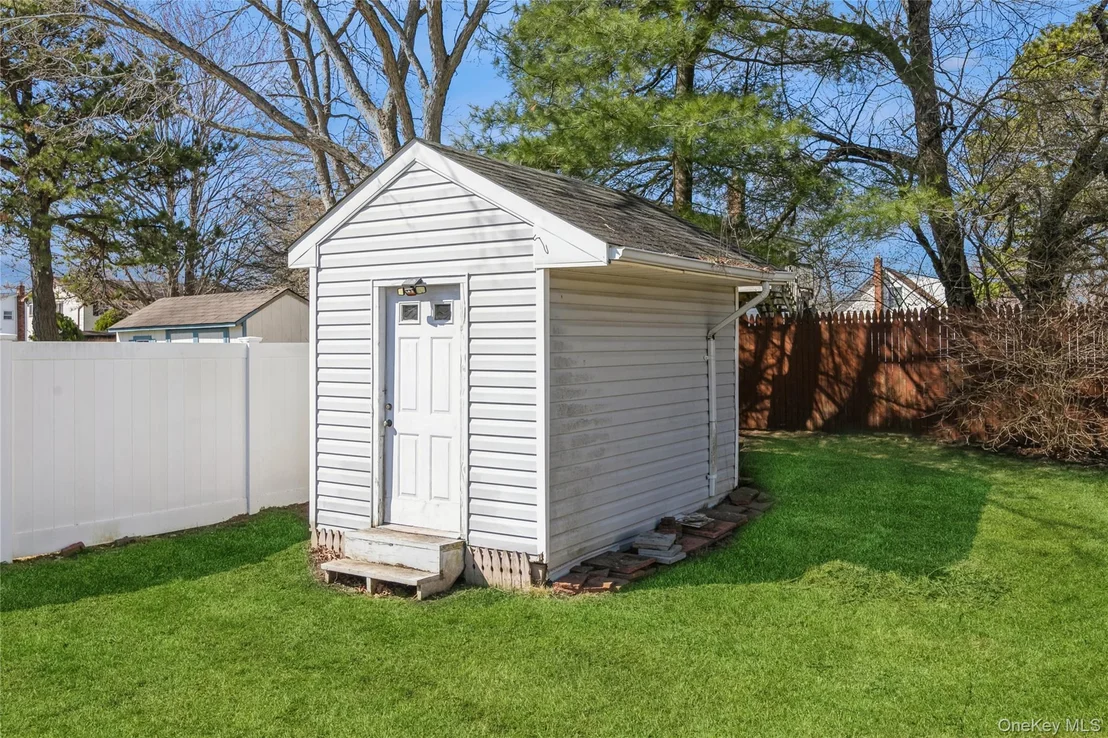 Photo of 84 Corbin Avenue