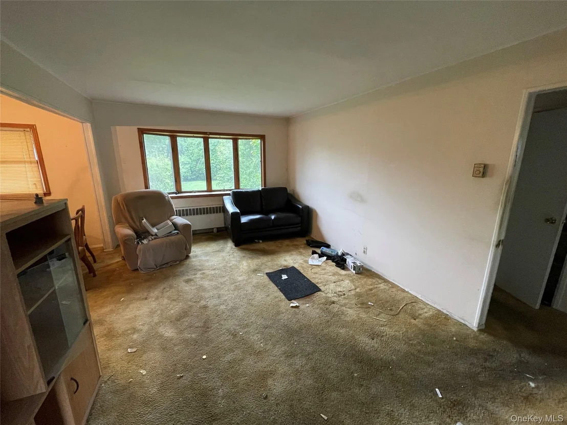 Photo of 2043 Paddock Road