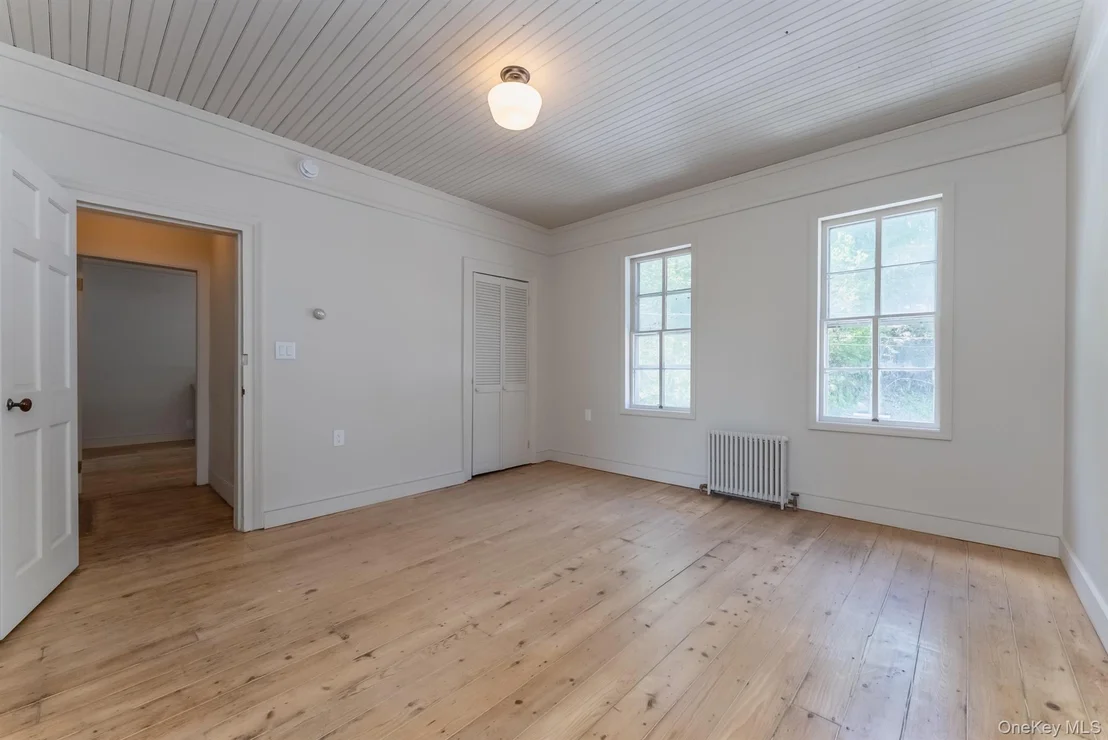 Photo of 72 Hunter Street