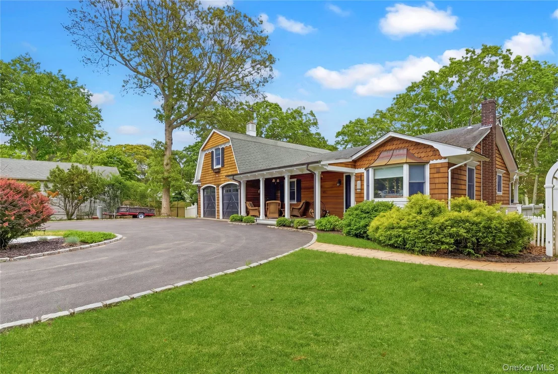 Photo of 345 Bartley Road