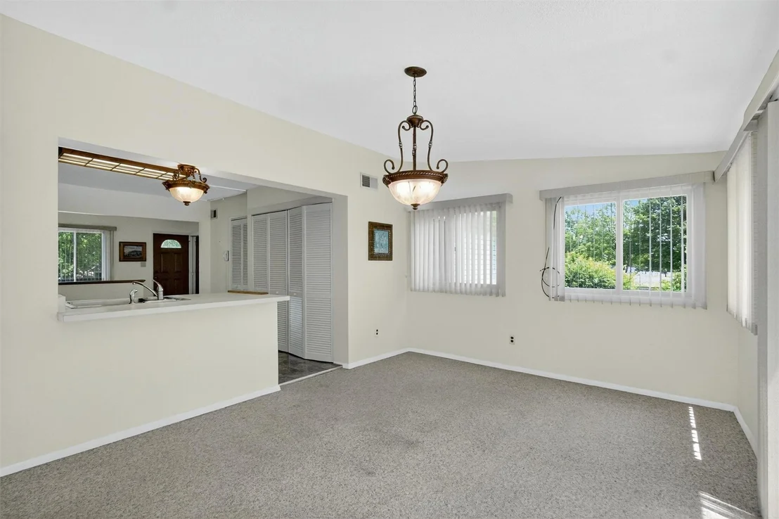 Photo of 6 Peter Scott Drive