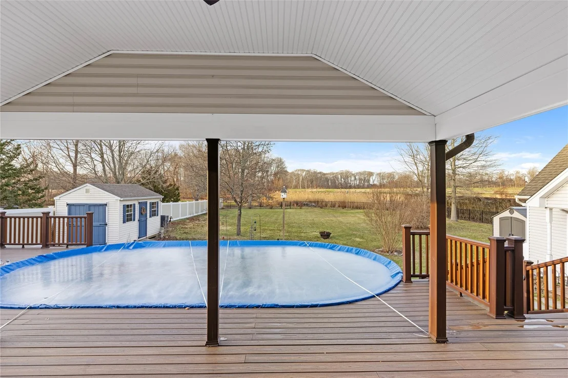 Photo of 110 Peconic Bay Boulevard