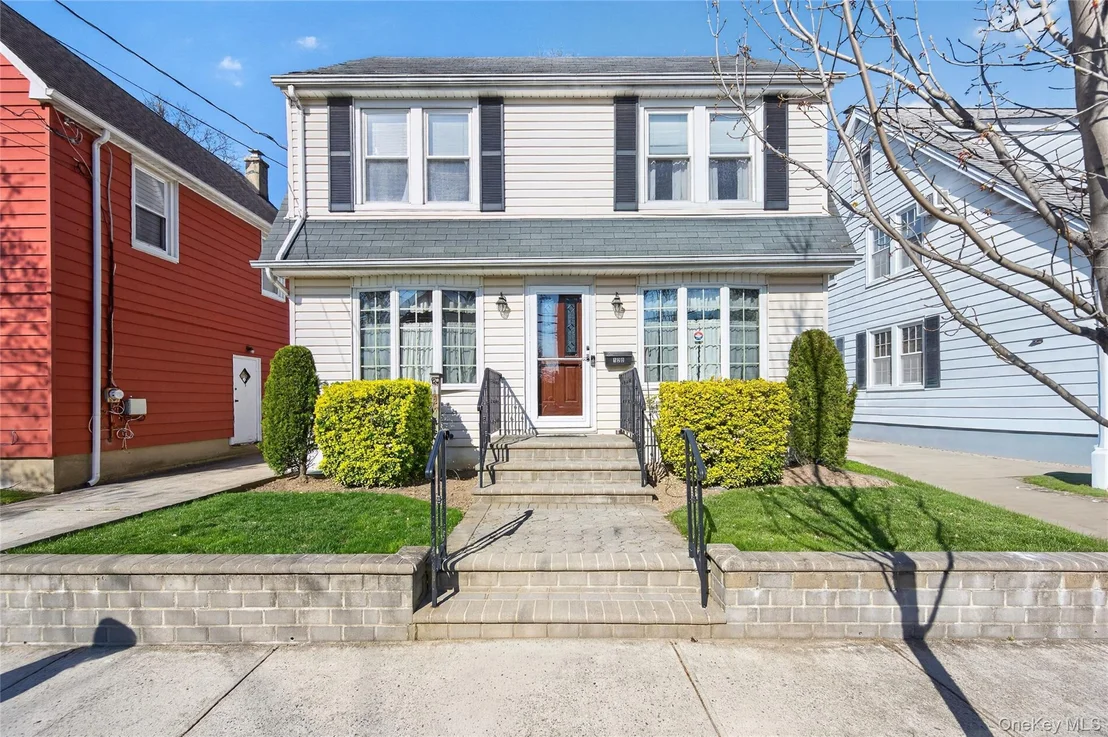Photo of 120 Capitol Avenue