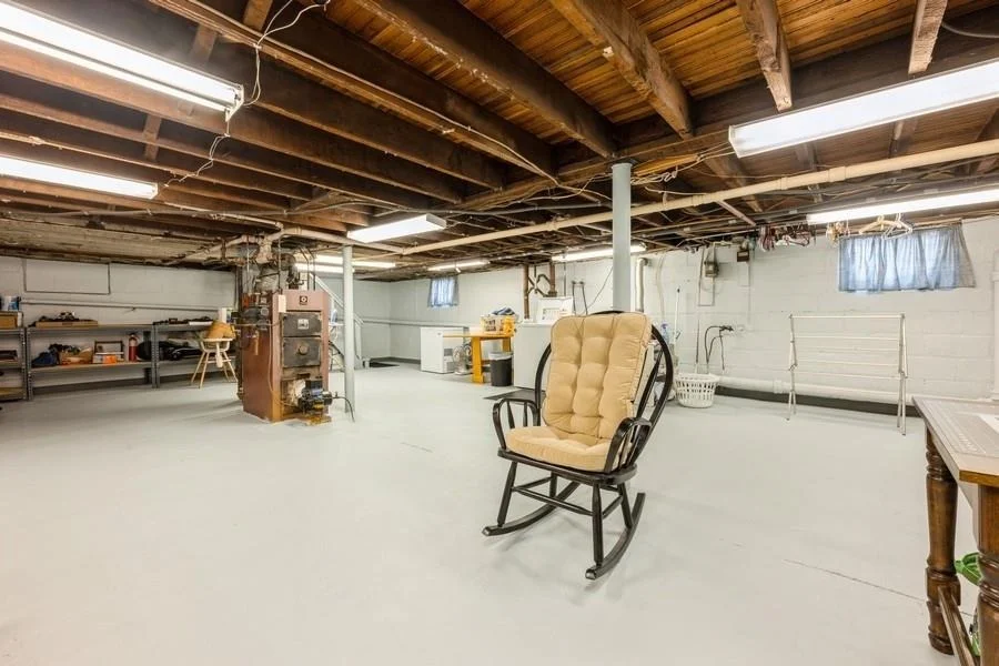 Photo of 1050 Lakeside Place