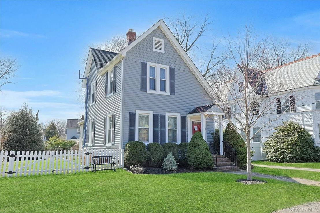 Photo of 9 Clinton Place