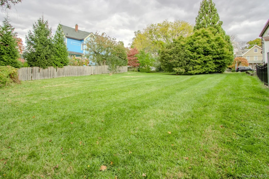 Photo of 226 Walnut Street