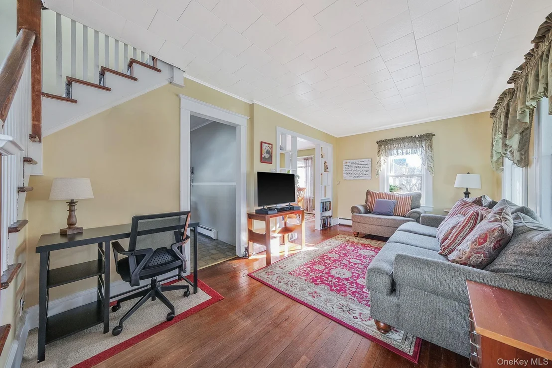 Photo of 183 West Avenue