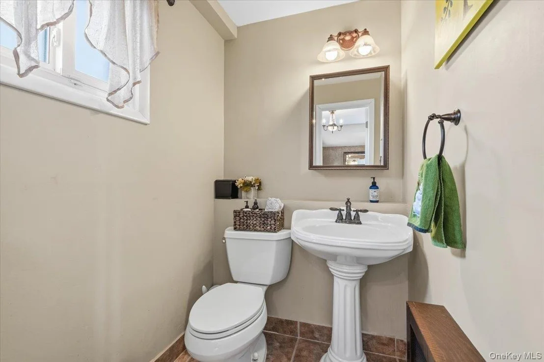 Photo of 62 Eileen Avenue