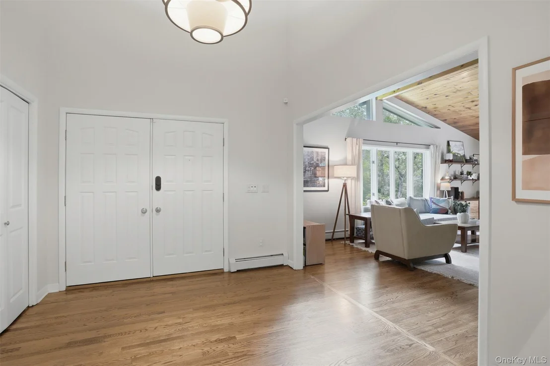 Photo of 17 Stoutenburgh Drive