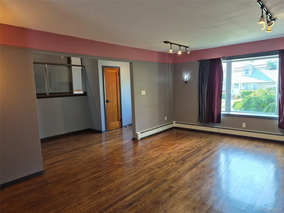 Photo of 1111 Steele Boulevard