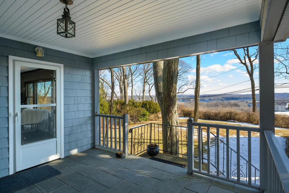 Photo of 87 Summit Road