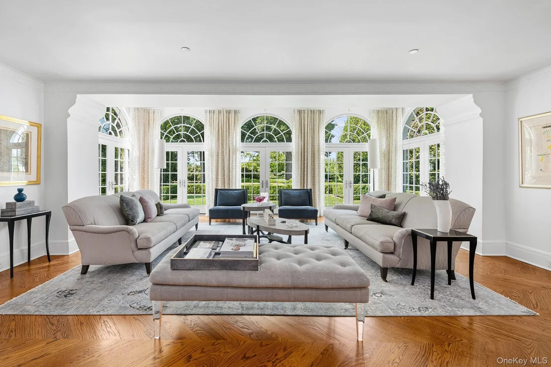 Photo of 73 Park Drive S