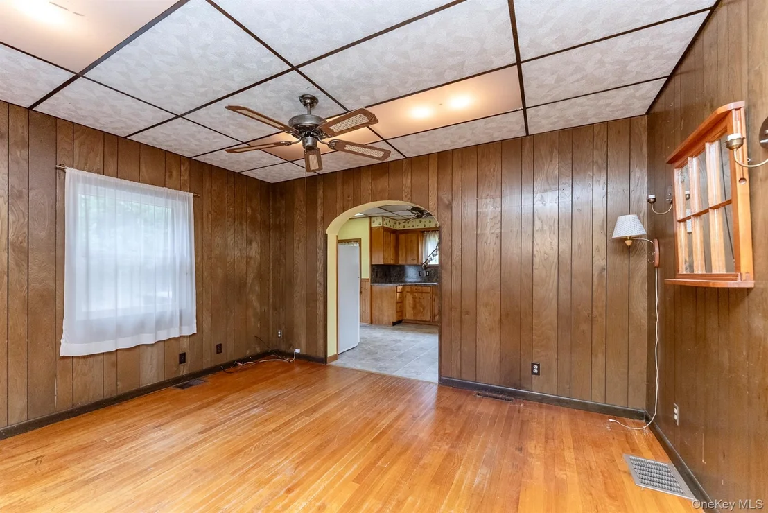 Photo of 23 Maple Street