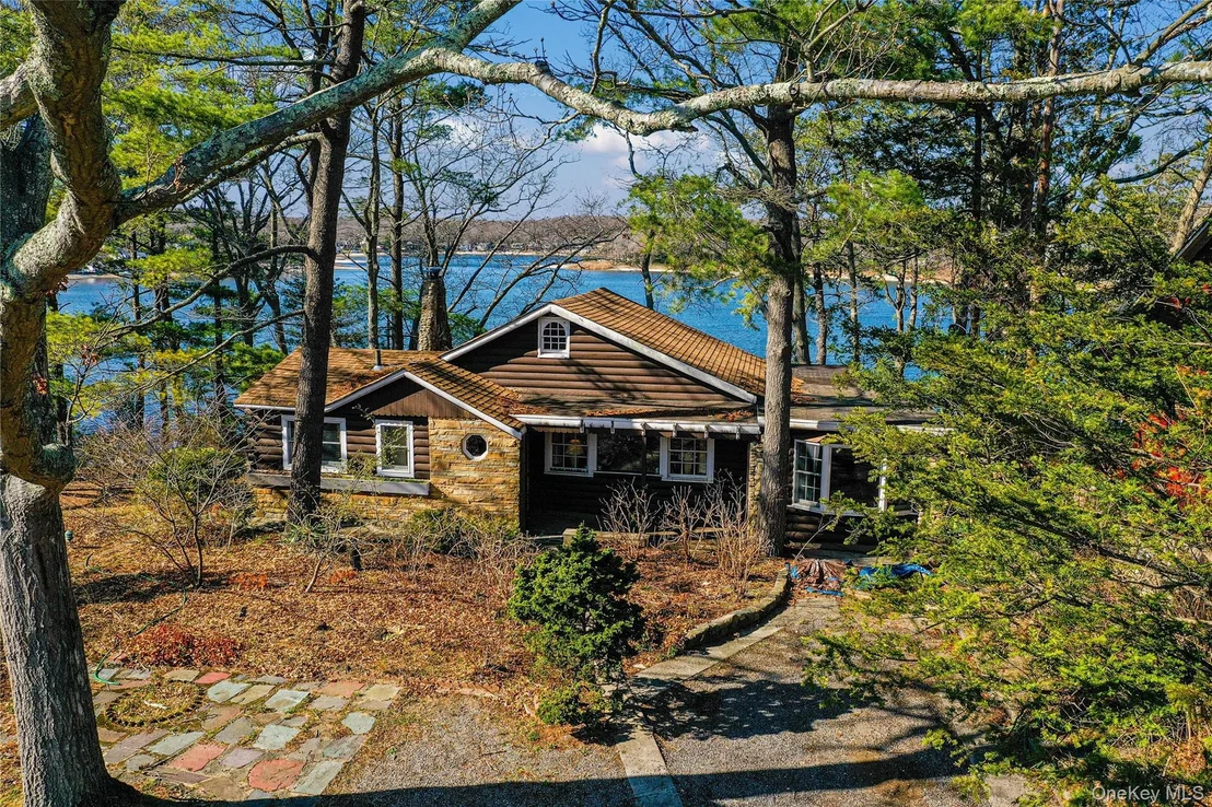 Photo of 97 Lakeside Trail
