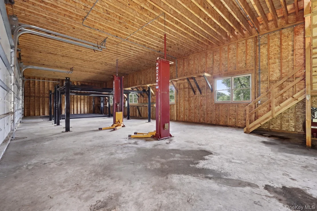 Photo of 214 Starr Ridge Road