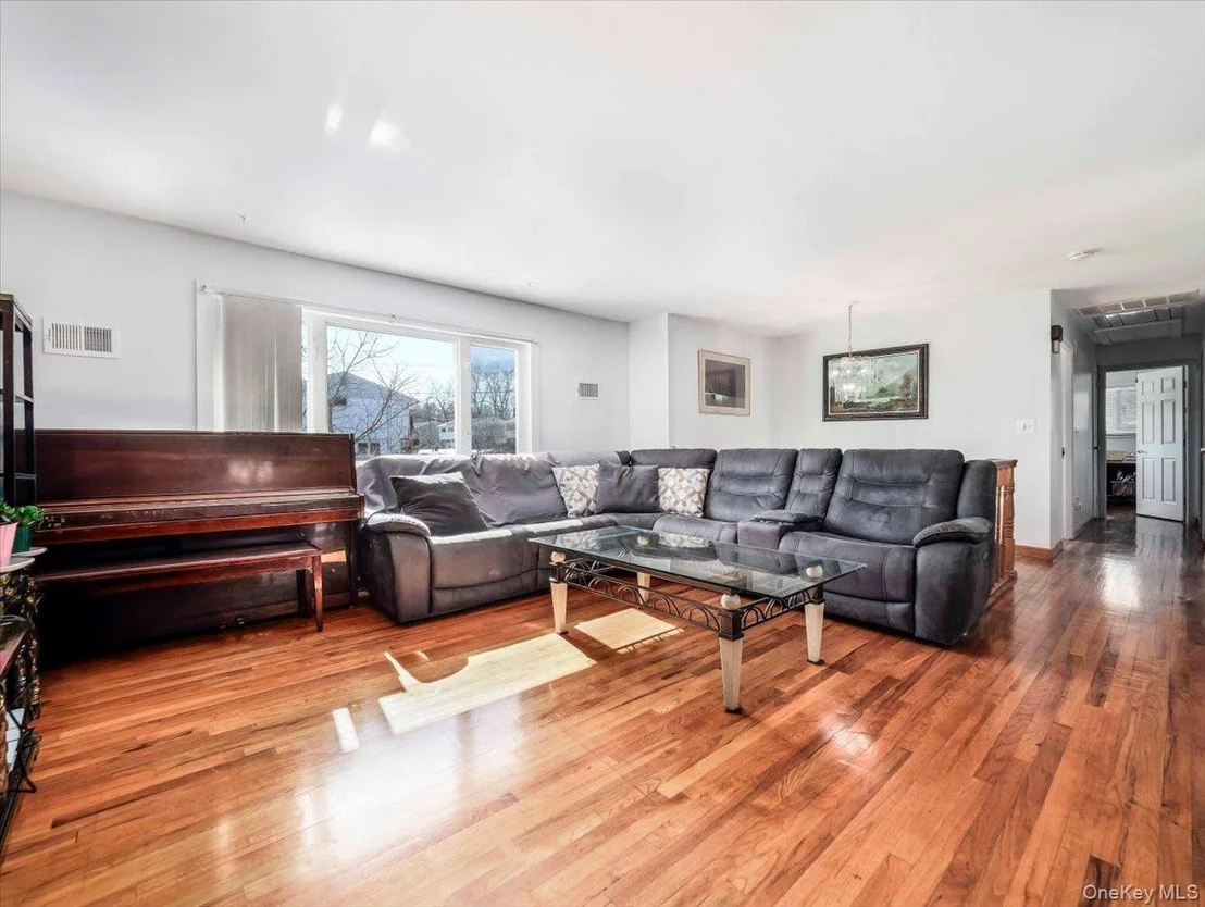 Photo of 30 Govan Drive