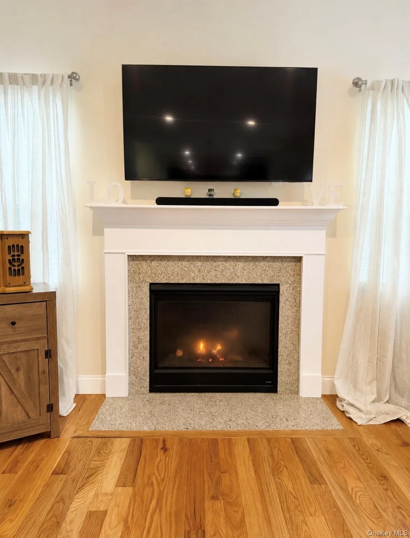 Photo of 392 Bailey Road