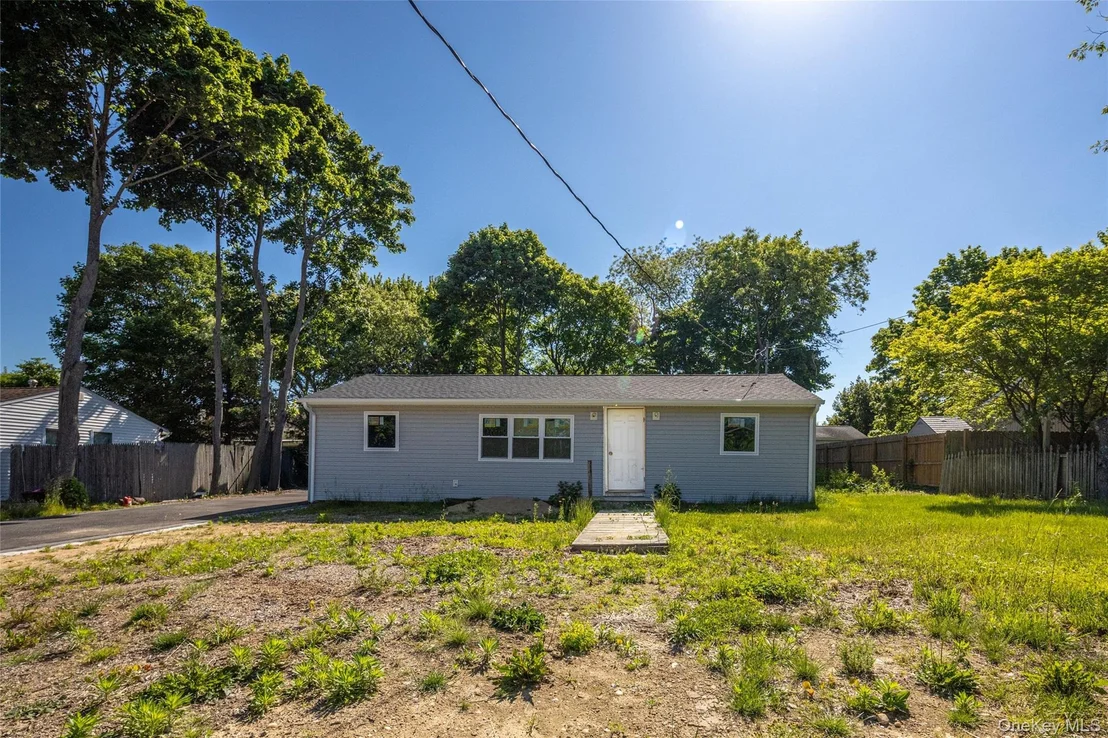 Photo of 547 Taylor Avenue