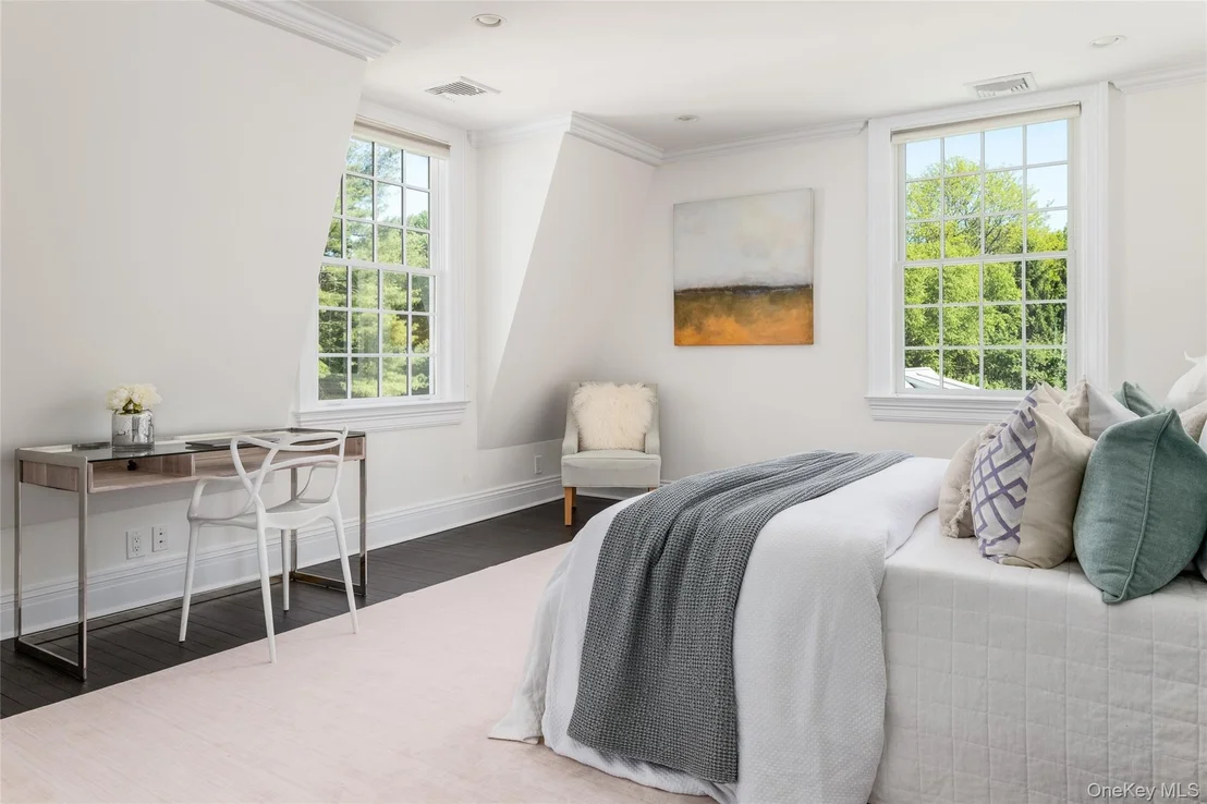 Photo of 280 Highland Road