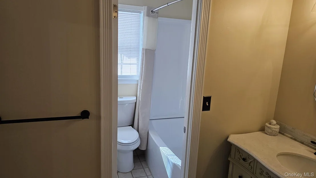 Photo of 222 Highview Road