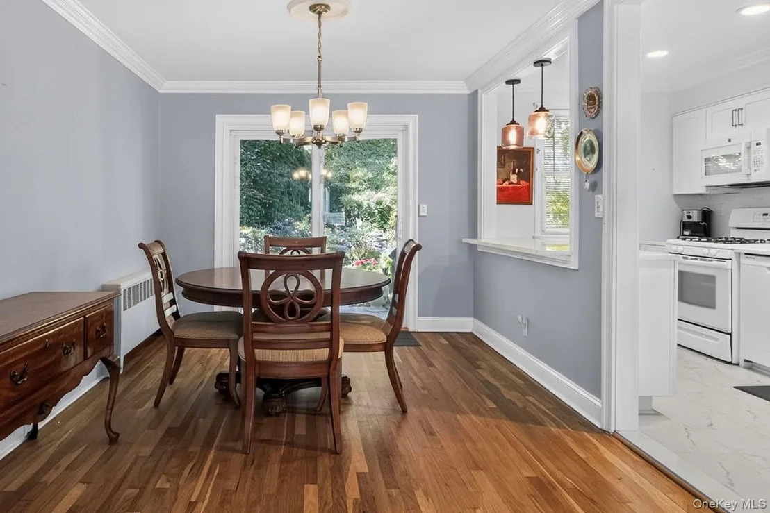 Photo of Unit A at 31 Avon Circle