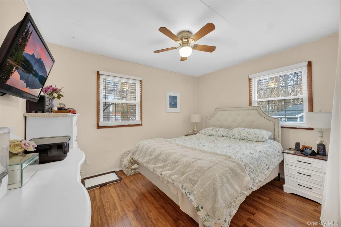 Photo of 8 Van Wyck Drive