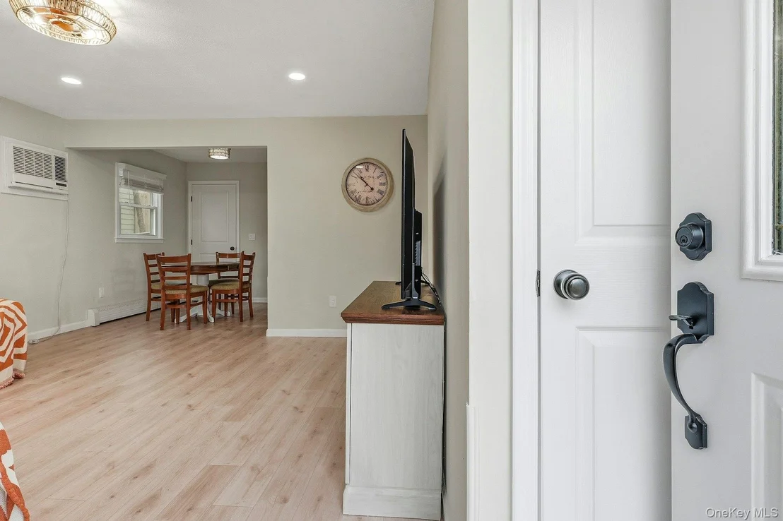 Photo of 5 Orient Road