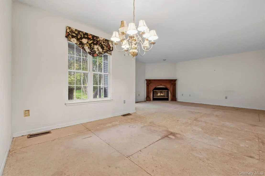 Photo of 14 Glen Eagles Drive