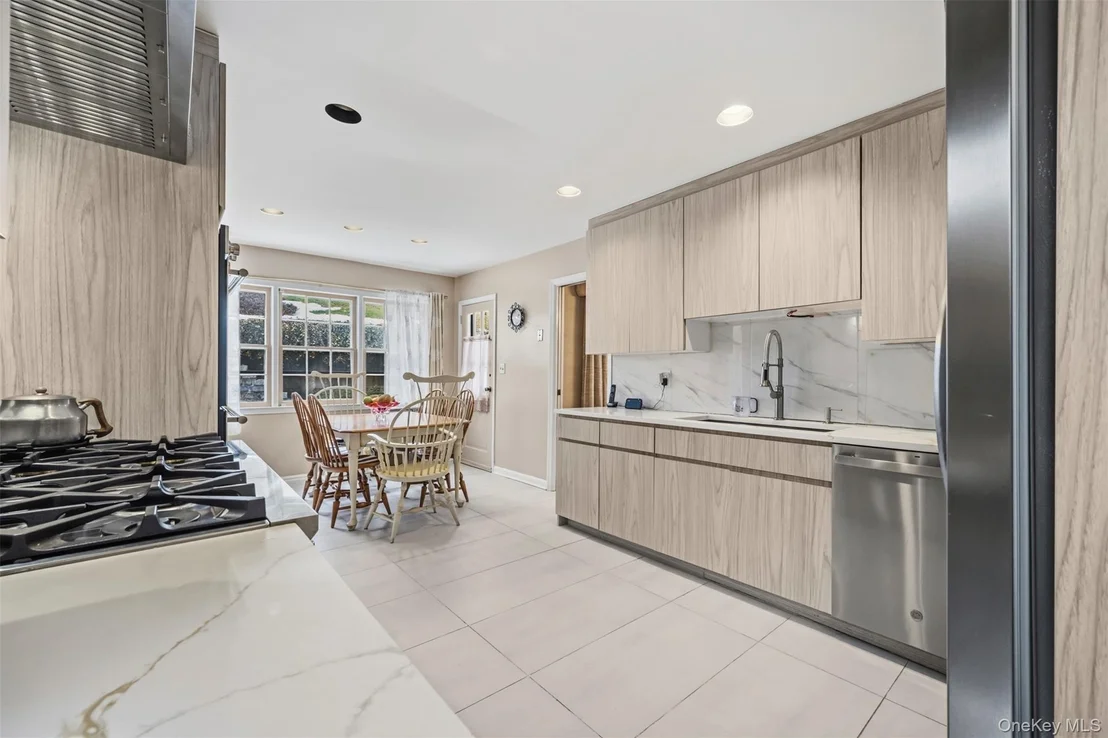 Photo of 8 Pine Drive