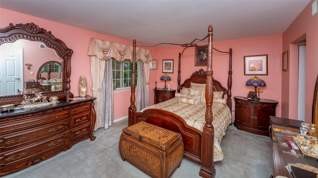 Photo of 1704 Windsor Lane