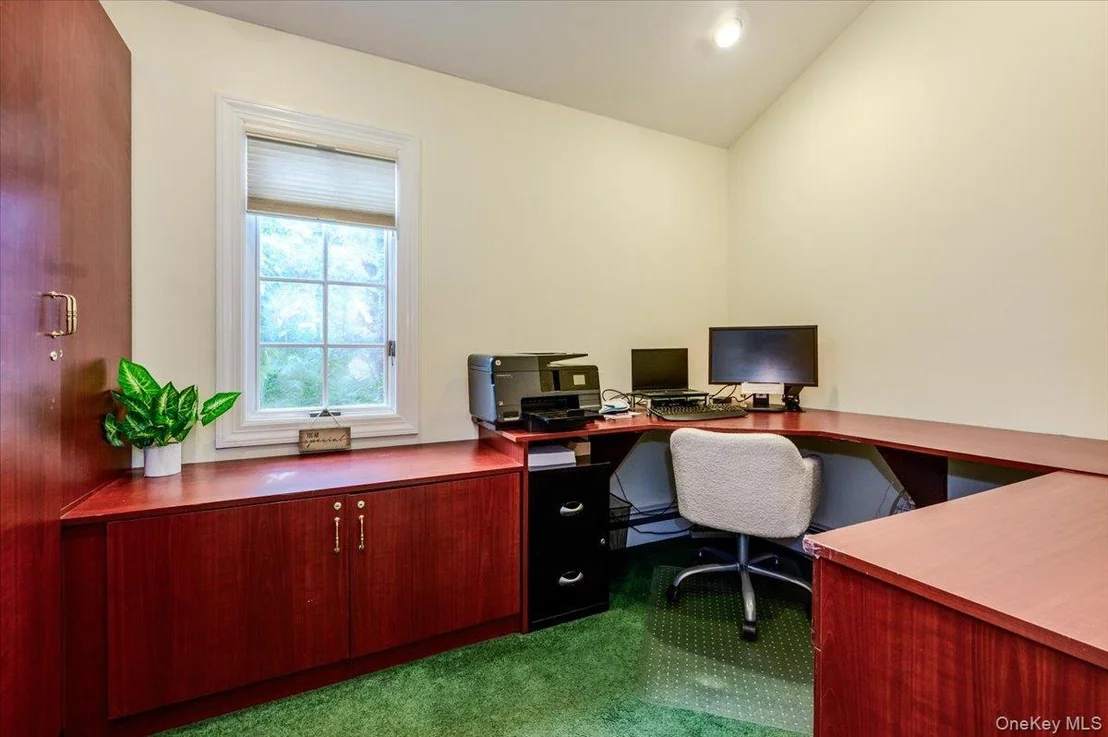 Photo of 150 Harborview Drive