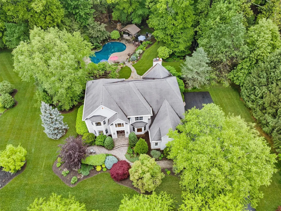Photo of 21 Golf Course Drive
