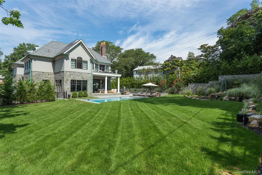 Photo of 7 Pine Drive