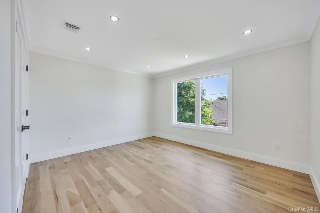 Photo of 8 Table Lane