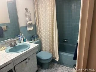 Photo of 914 Osborn Avenue