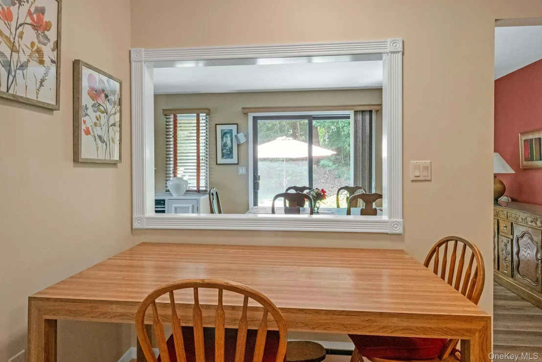Photo of 35 Krystal Drive