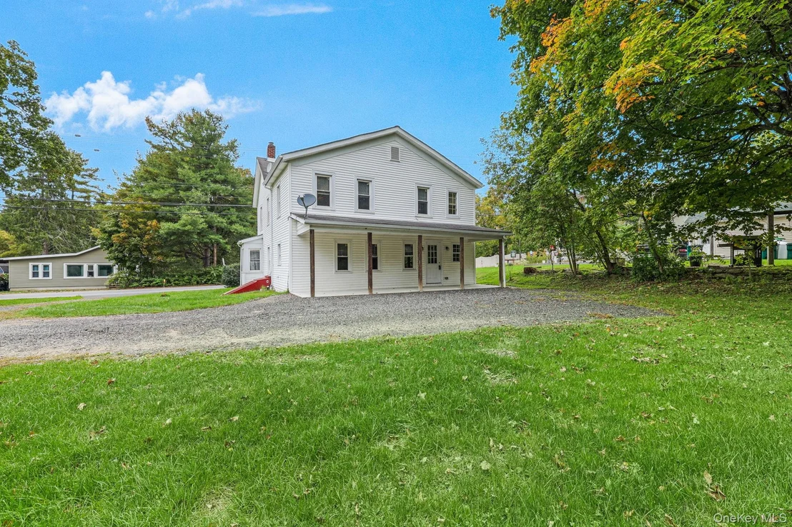 Photo of 708 Burlingham Road