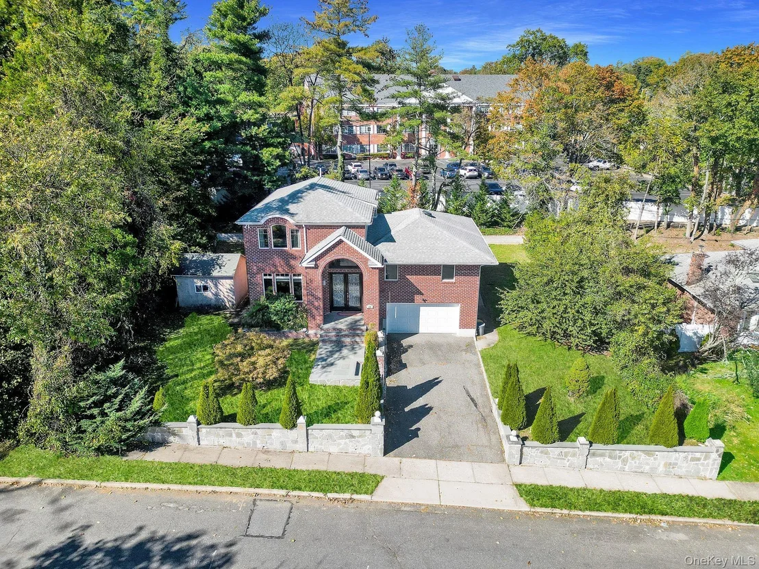 Photo of 300 Ellen Place