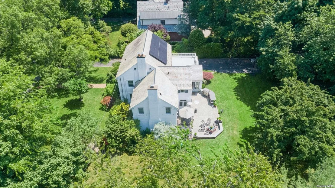 Photo of 4 Summit Avenue