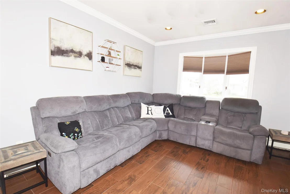Photo of 32 Lagoon Place