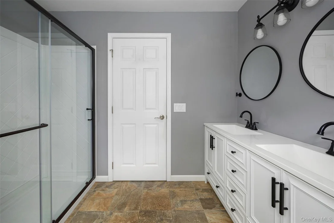Photo of 143 Ryan Road
