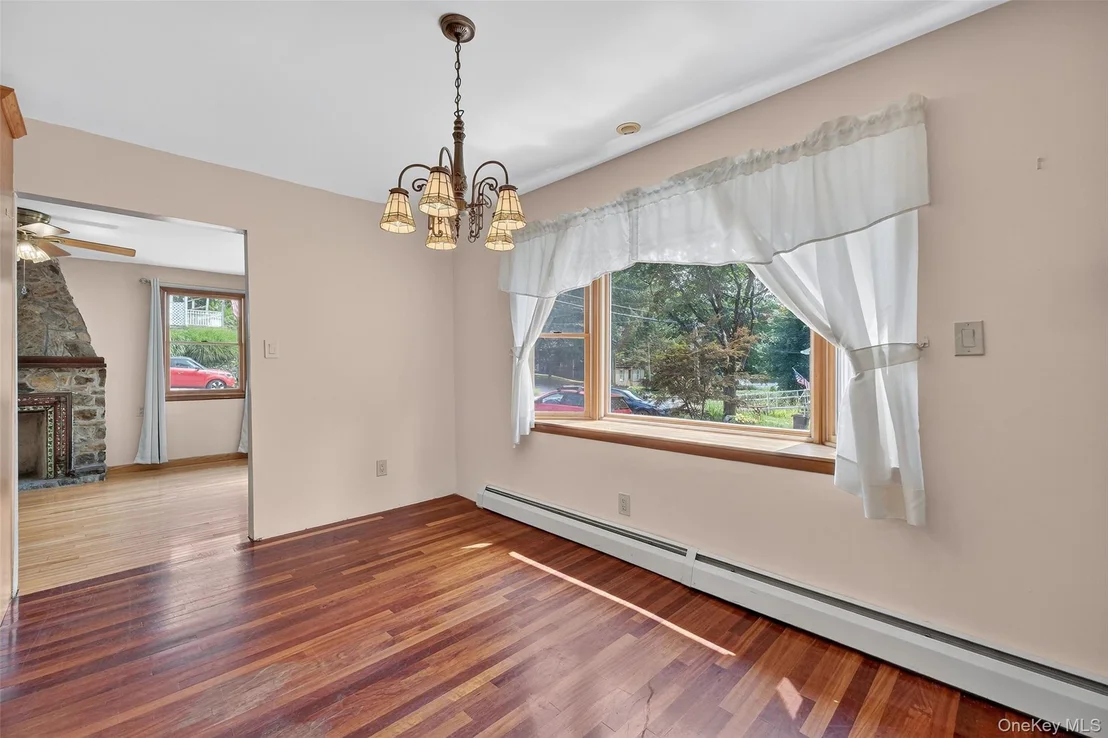 Photo of 125 Putnam Drive