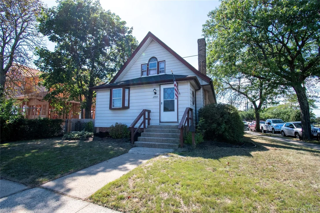 Photo of 2900 Yale Place